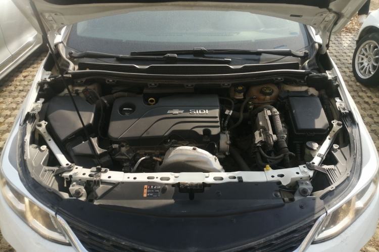 Used Chevrolet Cruze 2018 320 Automatic Pioneer Sunroof Edition Engine Bay