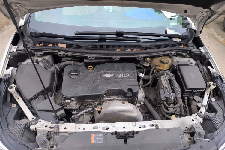 Used Chevrolet Cruze 2018 320 Automatic Pioneer Sunroof Edition Engine Bay