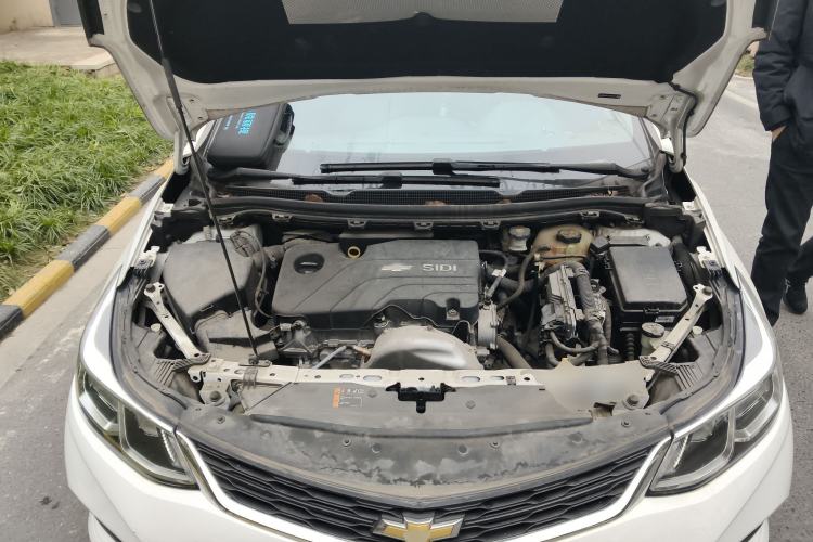 Used Chevrolet Cruze 2018 320 Automatic Pioneer Sunroof Edition Engine Bay