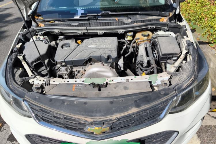 Used Chevrolet Cruze 2018 320 Automatic Pioneer Sunroof Edition Engine Bay