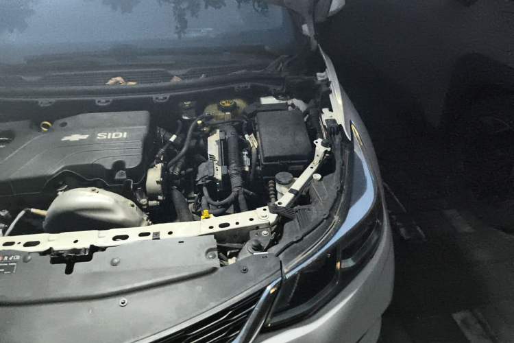 Used Chevrolet Cruze 2018 Revised Version 320 Automatic Pioneer Edition Engine Bay Left
