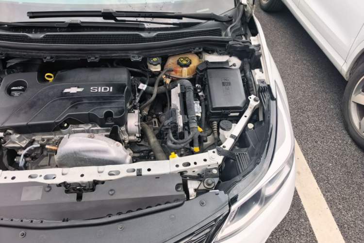 Used Chevrolet Cruze 2018 Redline 320 Automatic Xuanfeng Urban Edition Engine Bay Left