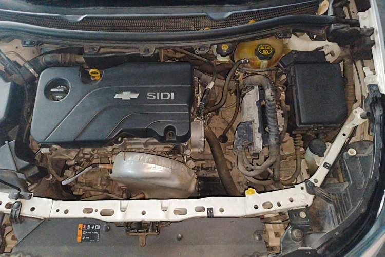 Used Chevrolet Cruze 2018 320 Automatic Pioneer Sunroof Edition Engine Bay Left