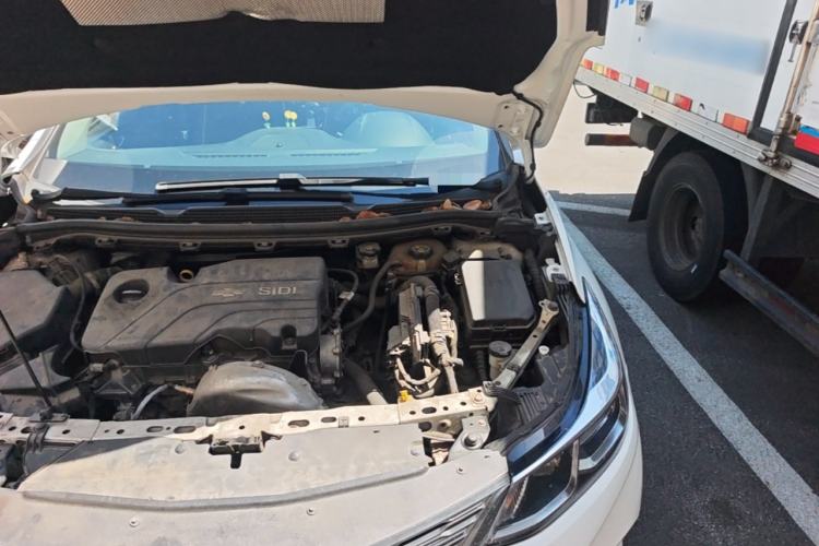 Used Chevrolet Cruze 2018 Redline 320 Automatic Pioneer Edition Engine Bay Left
