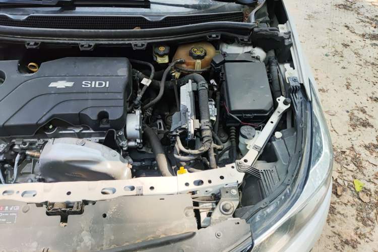 Used Chevrolet Cruze 2018 Redline 320 Automatic Pioneer Edition Engine Bay Left