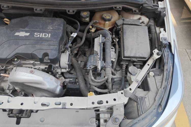 Used Chevrolet Cruze 2018 320 Automatic Xuanfeng Urban Edition Engine Bay Left