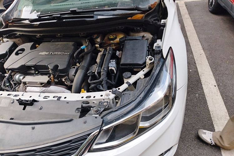Used Chevrolet Cruze 2018 330T Dual-Clutch Xuanfeng Edition Engine Bay Left