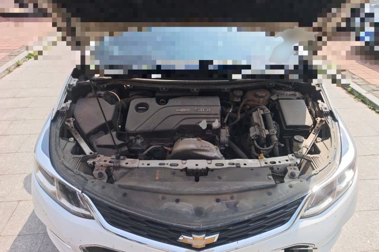 Used Chevrolet Cruze 2018 320 Automatic Pioneer Sunroof Edition Engine Bay