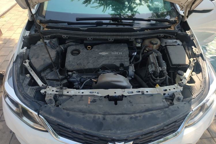 Used Chevrolet Cruze 2018 320 Automatic Pioneer Sunroof Edition Engine Bay