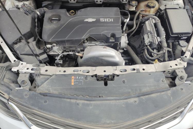 Used Chevrolet Cruze 2018 320 Automatic Pioneer Sunroof Edition Engine Bay