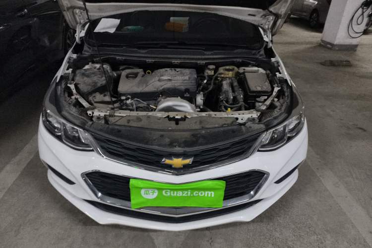 Used Chevrolet Cruze 2018 320 Automatic Pioneer Sunroof Edition Engine Bay
