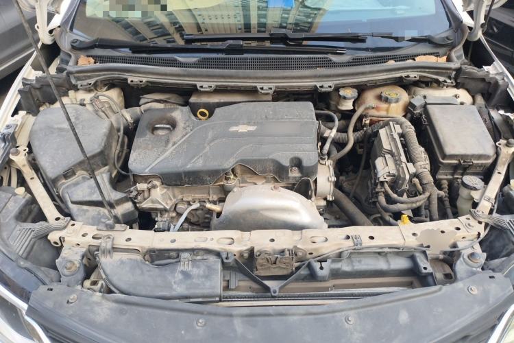 Used Chevrolet Cruze 2018 320 Automatic Pioneer Sunroof Edition Engine Bay