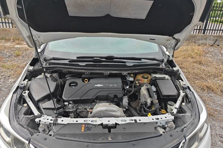 Used Chevrolet Cruze 2018 320 Automatic Pioneer Sunroof Edition Engine Bay
