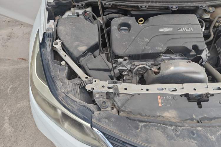 Used Chevrolet Cruze 2018 320 Automatic Xuanfeng Edition Engine Bay Right