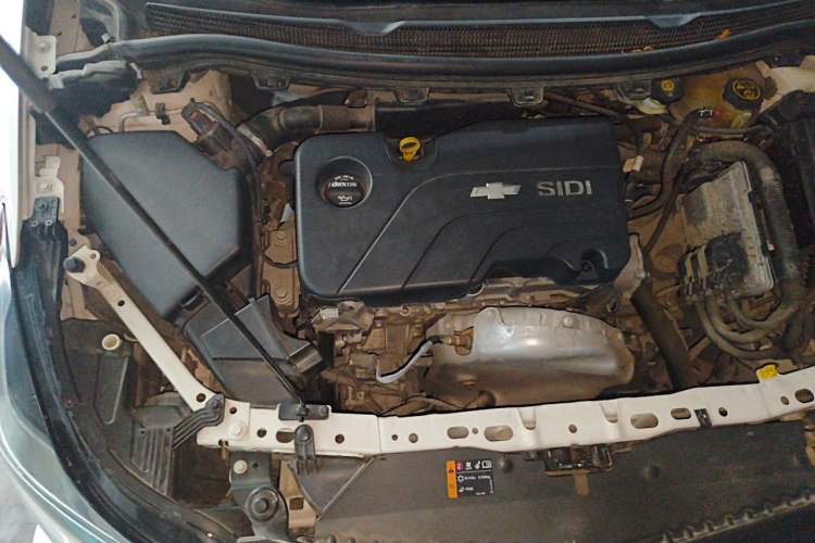 Used Chevrolet Cruze 2018 320 Automatic Pioneer Sunroof Edition Engine Bay Right