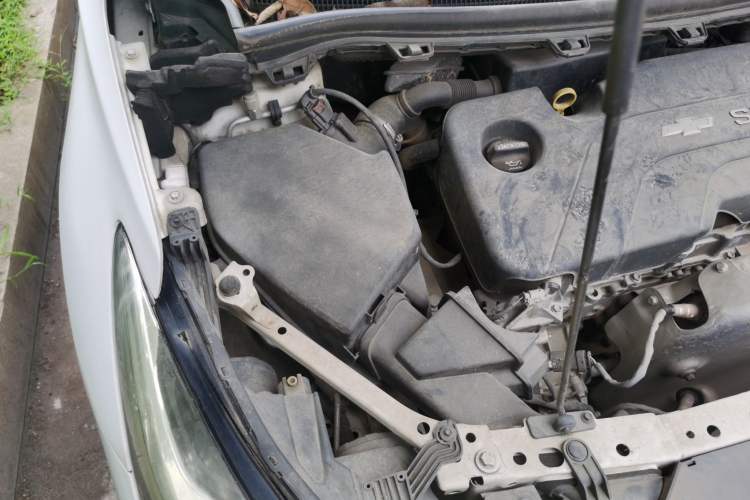 Used Chevrolet Cruze 2018 320 Automatic Pioneer Sunroof Edition Engine Bay Right