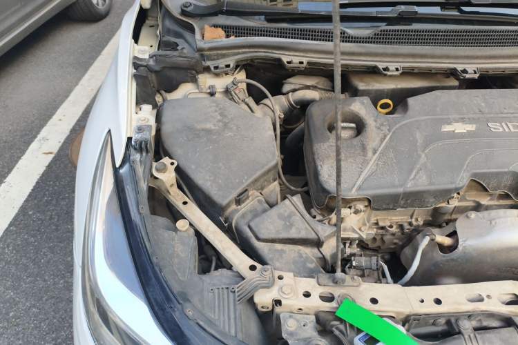 Used Chevrolet Cruze 2018 320 Automatic Pioneer Sunroof Edition Engine Bay Right