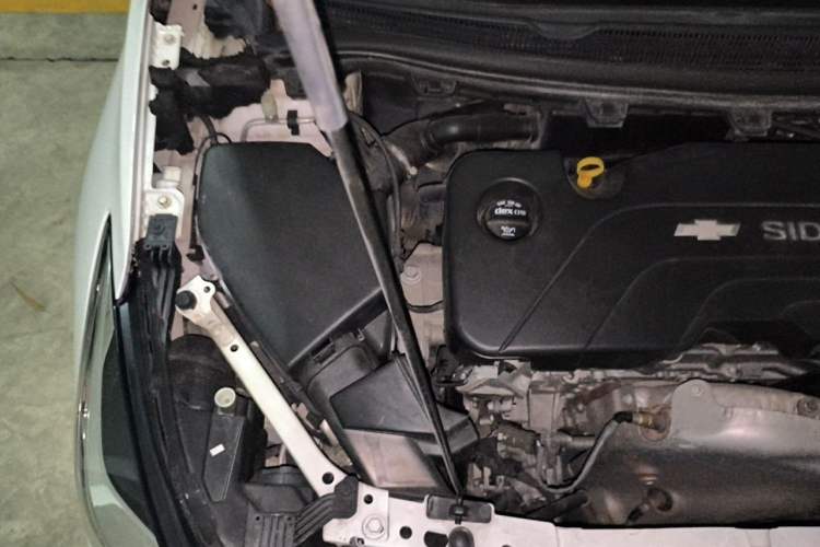 Used Chevrolet Cruze 2018 320 Automatic Pioneer Sunroof Edition Engine Bay Right