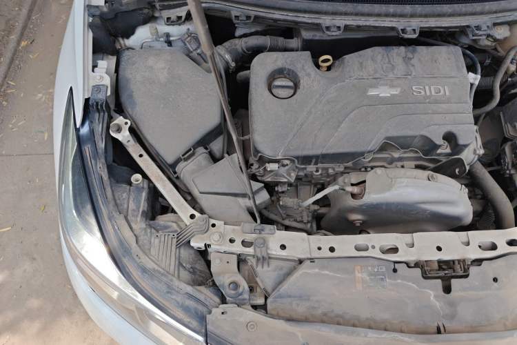 Used Chevrolet Cruze 2018 320 Automatic Pioneer Sunroof Edition Engine Bay Right