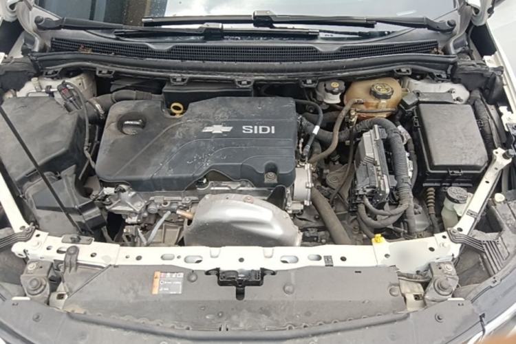 Used Chevrolet Cruze 2018 320 Automatic Pioneer Sunroof Edition Engine Bay