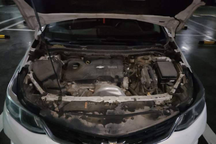 Used Chevrolet Cruze 2018 320 Automatic Pioneer Sunroof Edition Engine Bay