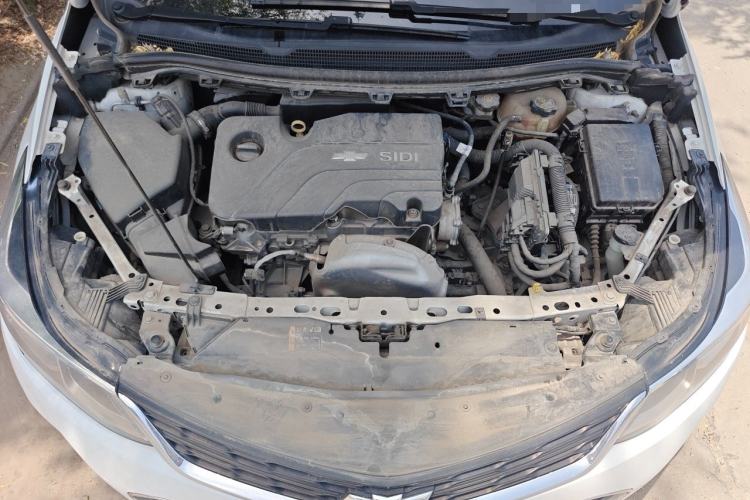Used Chevrolet Cruze 2018 320 Automatic Pioneer Sunroof Edition Engine Bay
