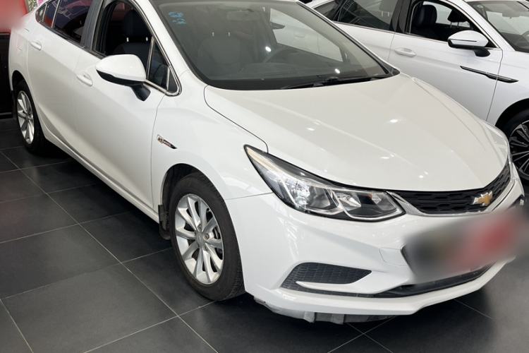 Used Chevrolet Cruze 2018 320 Automatic Pioneer Sunroof Edition Exterior 1