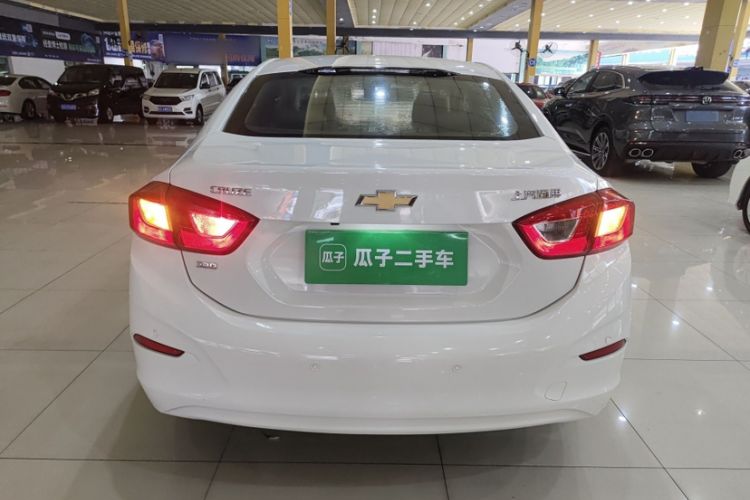 Used Chevrolet Cruze 2018 320 Automatic Pioneer Sunroof Edition Exterior 1