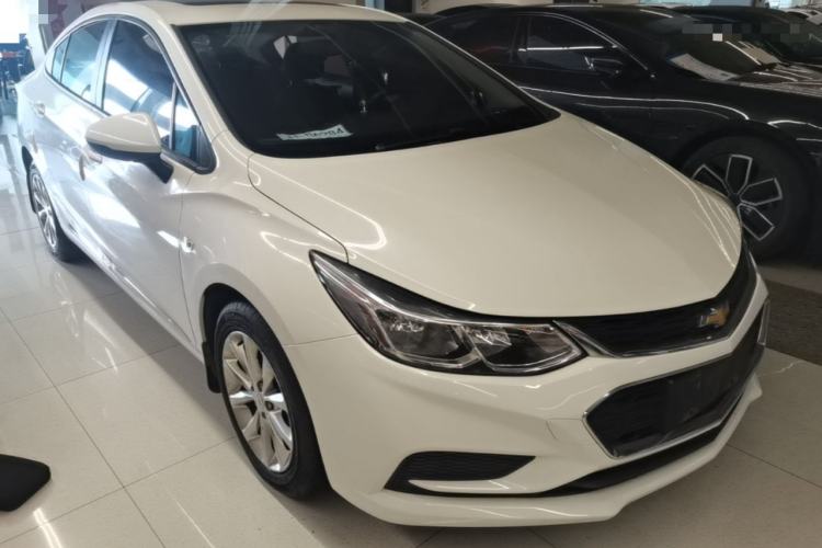 Used Chevrolet Cruze 2018 320 Automatic Pioneer Sunroof Edition Exterior 1