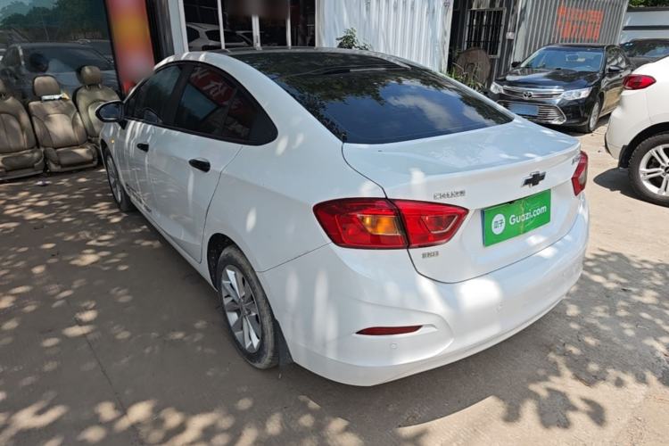 Used Chevrolet Cruze 2018 320 Automatic Pioneer Sunroof Edition Exterior 2