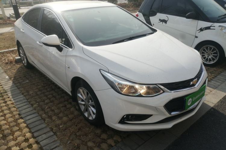Used Chevrolet Cruze 2018 320 Automatic Pioneer Sunroof Edition Exterior 2