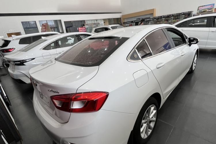 Used Chevrolet Cruze 2018 320 Automatic Pioneer Sunroof Edition Exterior 2