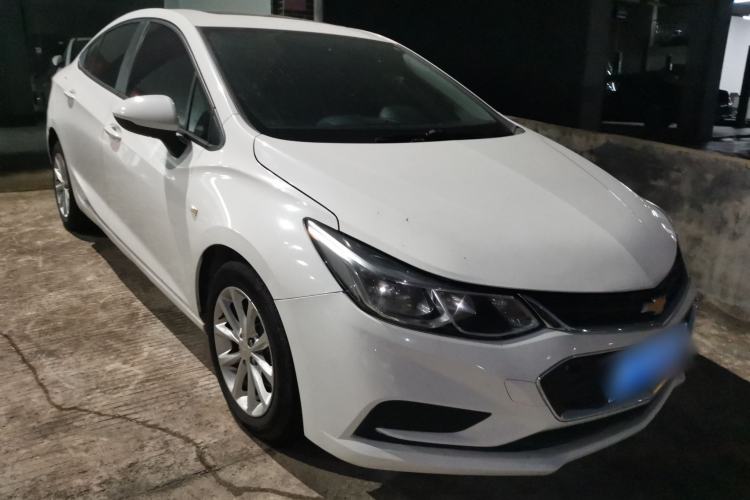 Used Chevrolet Cruze 2018 320 Automatic Pioneer Sunroof Edition Exterior 2