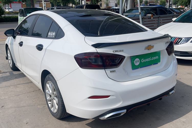Used Chevrolet Cruze 2018 Revised Version 320 Manual Pioneer Edition Exterior 3
