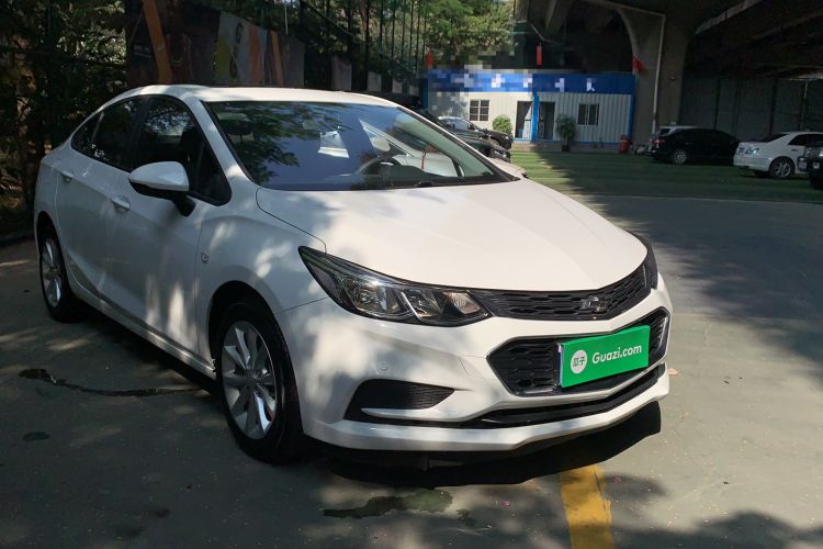 Used Chevrolet Cruze 2018 320 Automatic Pioneer Sunroof Edition Exterior 3