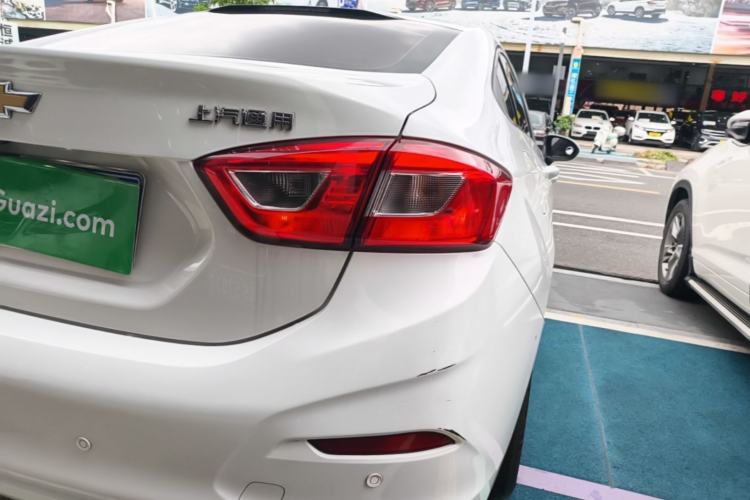 Used Chevrolet Cruze 2018 320 Automatic Pioneer Sunroof Edition Exterior 3
