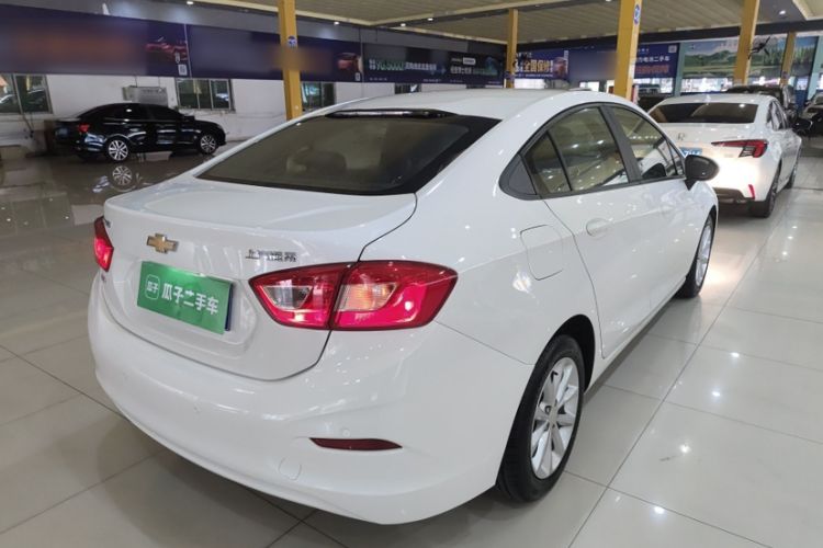 Used Chevrolet Cruze 2018 320 Automatic Pioneer Sunroof Edition Exterior 3