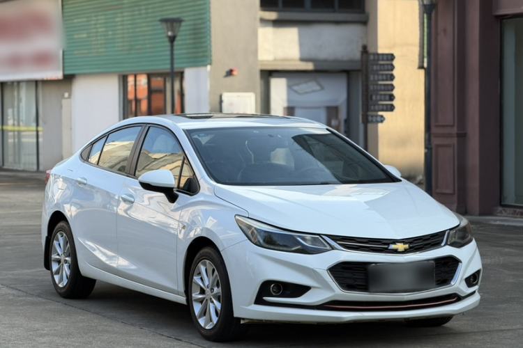 Used Chevrolet Cruze 2018 320 Automatic Pioneer Sunroof Edition Exterior 3