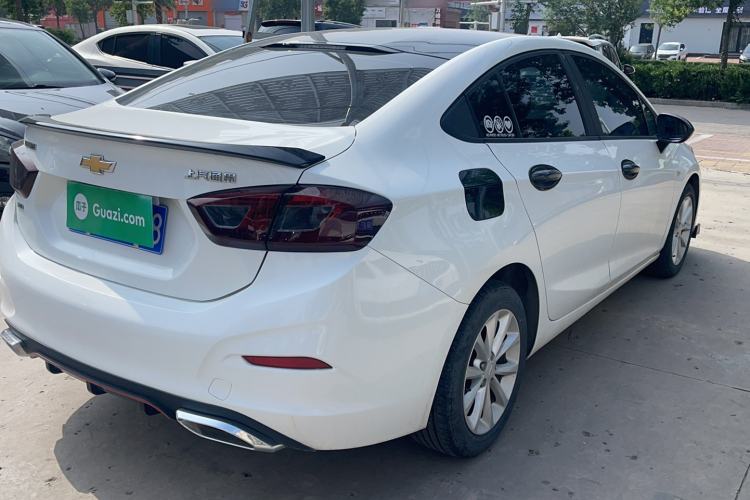 Used Chevrolet Cruze 2018 Revised Version 320 Manual Pioneer Edition Exterior 5