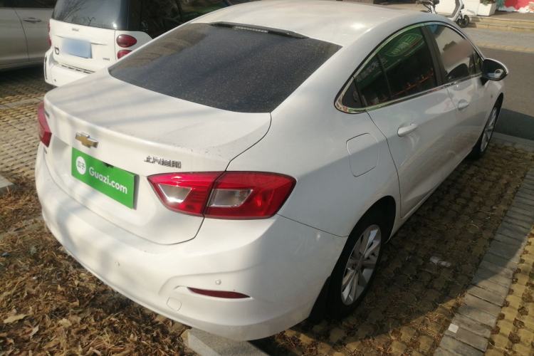 Used Chevrolet Cruze 2018 320 Automatic Pioneer Sunroof Edition Exterior 5