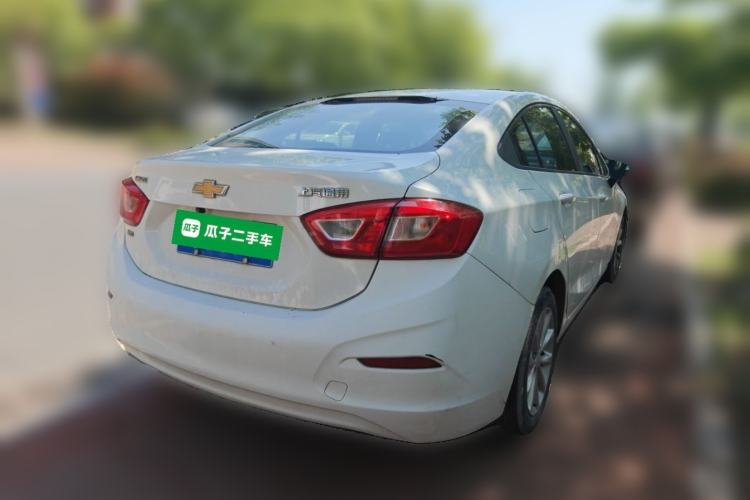 Used Chevrolet Cruze 2018 320 Automatic Pioneer Sunroof Edition Exterior 5
