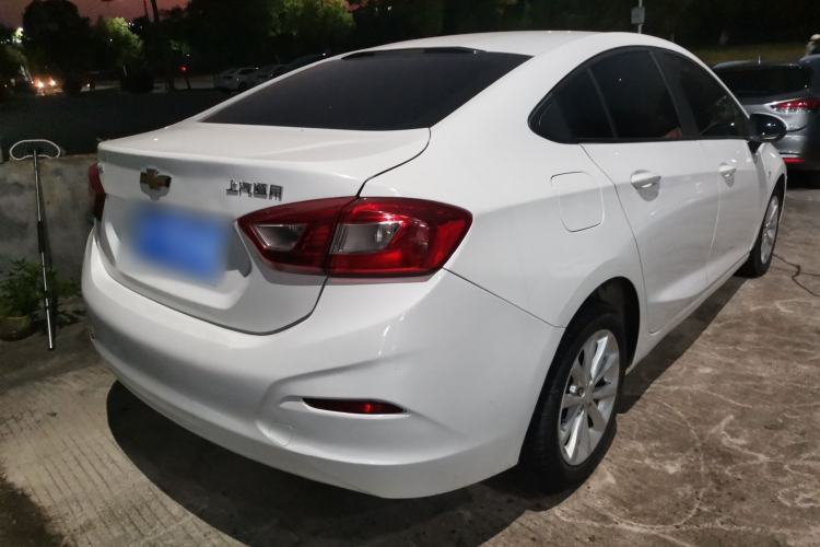 Used Chevrolet Cruze 2018 320 Automatic Pioneer Sunroof Edition Exterior 5