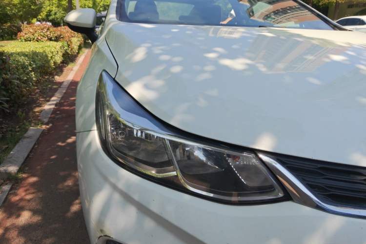 Used Chevrolet Cruze 2018 320 Automatic Pioneer Sunroof Edition Exterior 6