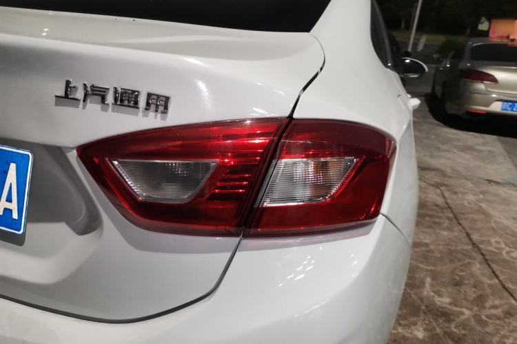 Used Chevrolet Cruze 2018 320 Automatic Pioneer Sunroof Edition Exterior 6
