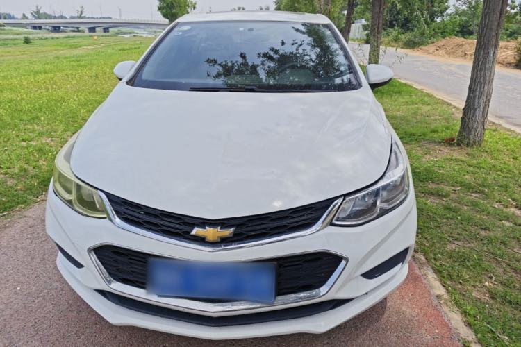 Used Chevrolet Cruze 2018 320 Automatic Pioneer Sunroof Edition Front