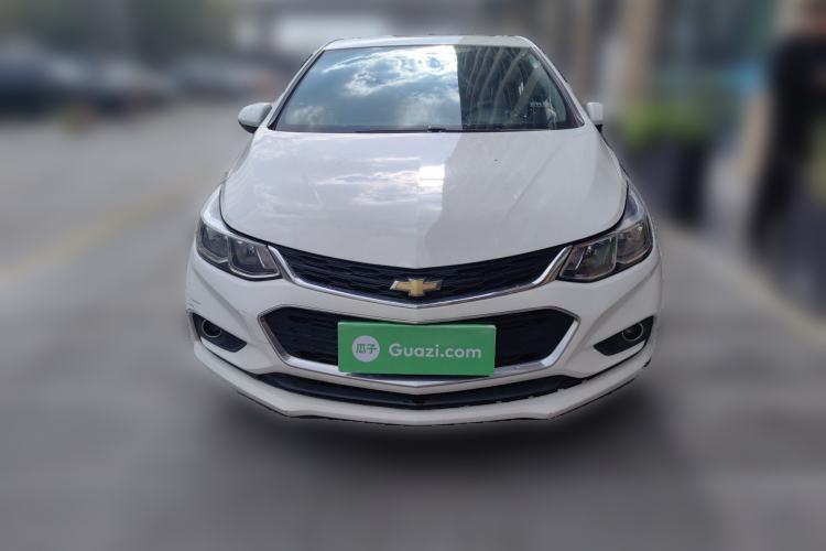 Used Chevrolet Cruze 2018 320 Manual Xuanfeng Edition Front