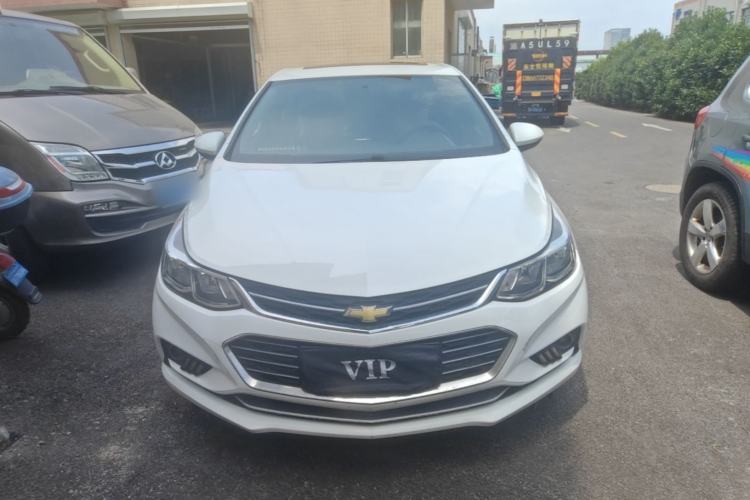 Used Chevrolet Cruze 2018 320 Automatic Pioneer Sunroof Edition Front