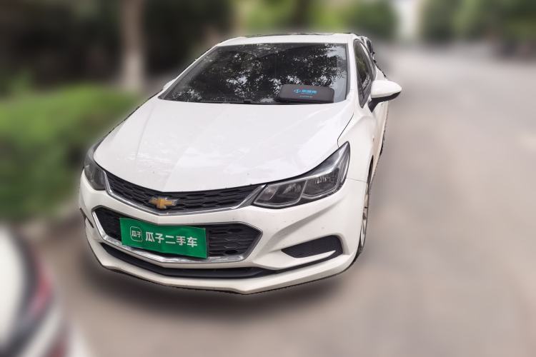 Used Chevrolet Cruze 2018 320 Automatic Pioneer Sunroof Edition Front