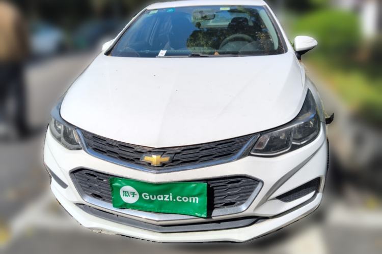 Used Chevrolet Cruze 2018 320 Automatic Pioneer Sunroof Edition Front