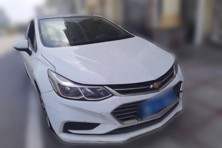 Used Chevrolet Cruze 2018 320 Automatic Pioneer Sunroof Edition Front Right 45 Deg